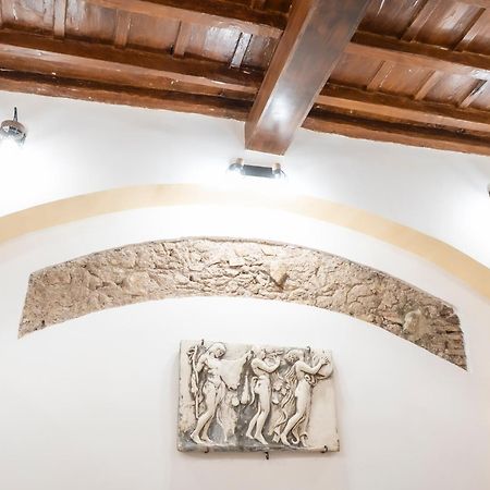 Domus Castle Colosseum - Rione Monti Рим Экстерьер фото