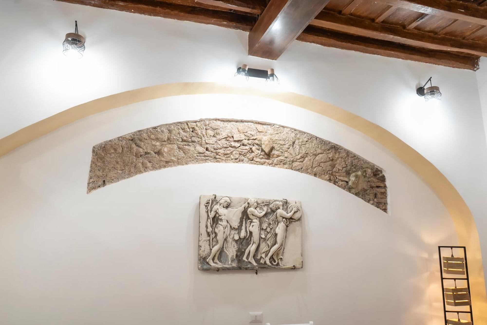 Domus Castle Colosseum - Rione Monti Рим Экстерьер фото